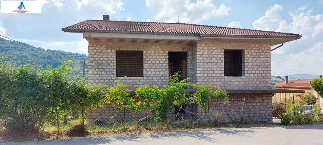 Casa singola in vendita a Ariano Irpino, contrada cerreto