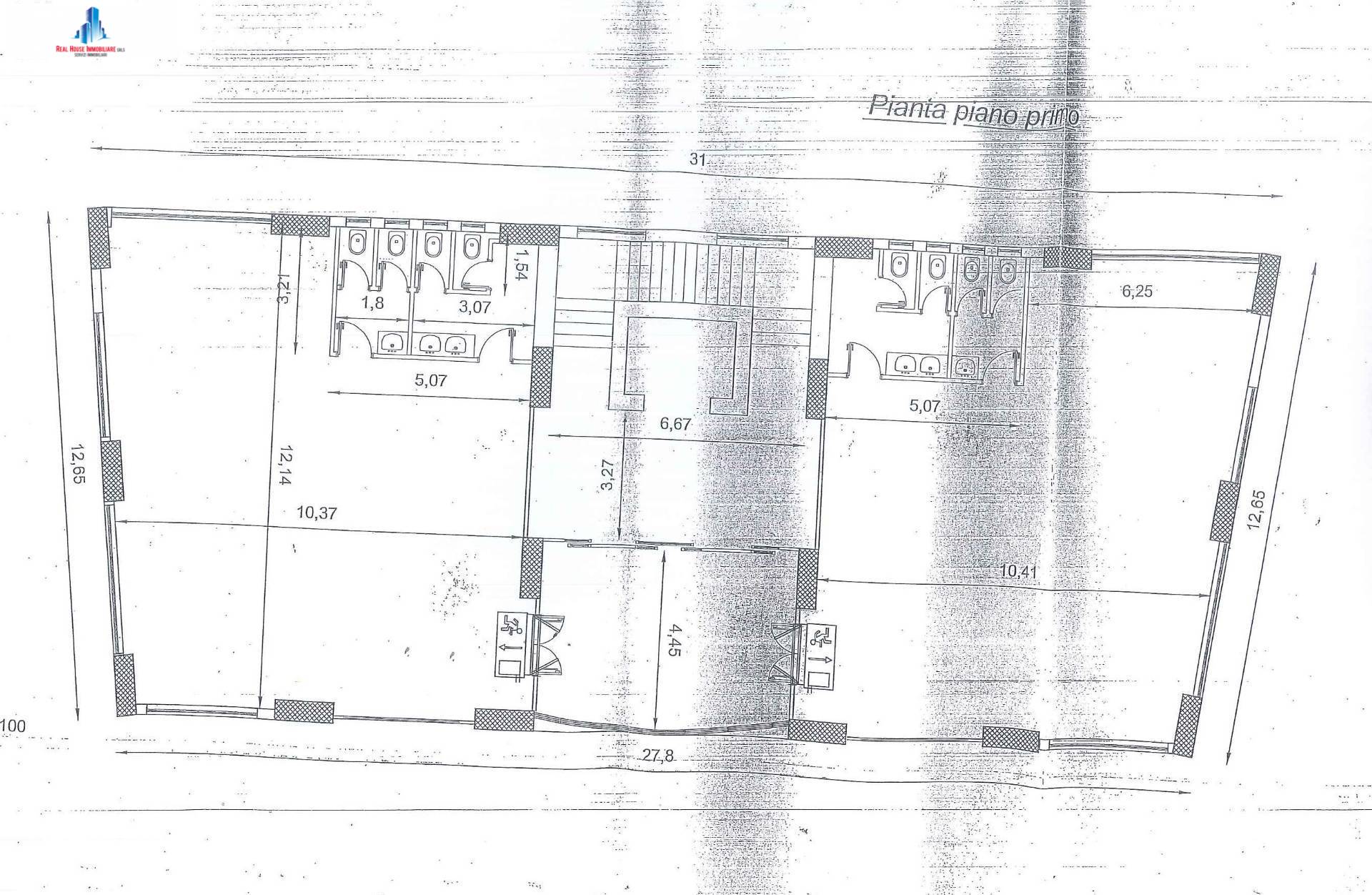 Locale commerciale in vendita a Ariano Irpino, via variante