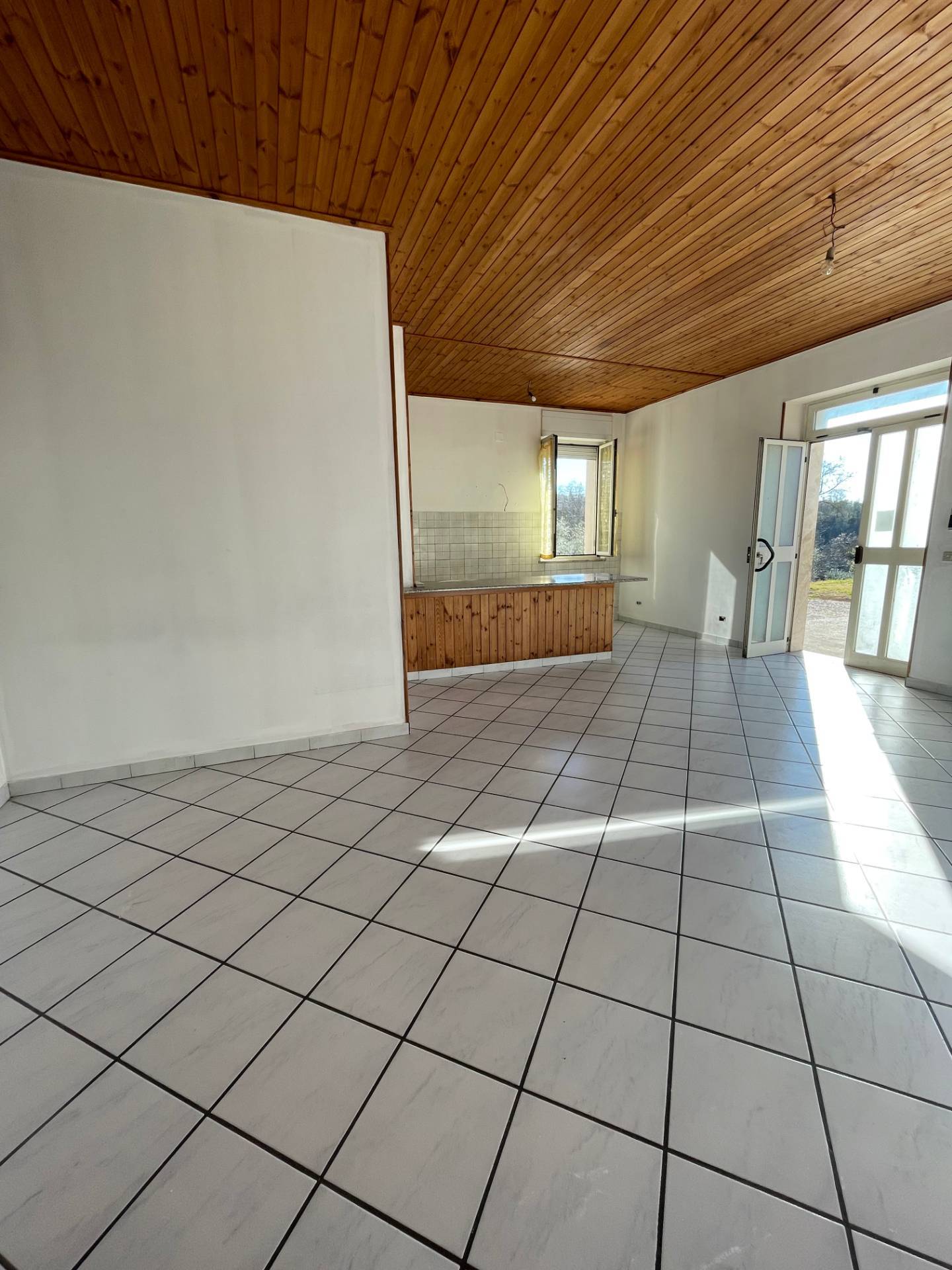 Casa singola in vendita a Ariano Irpino, contrada foresta