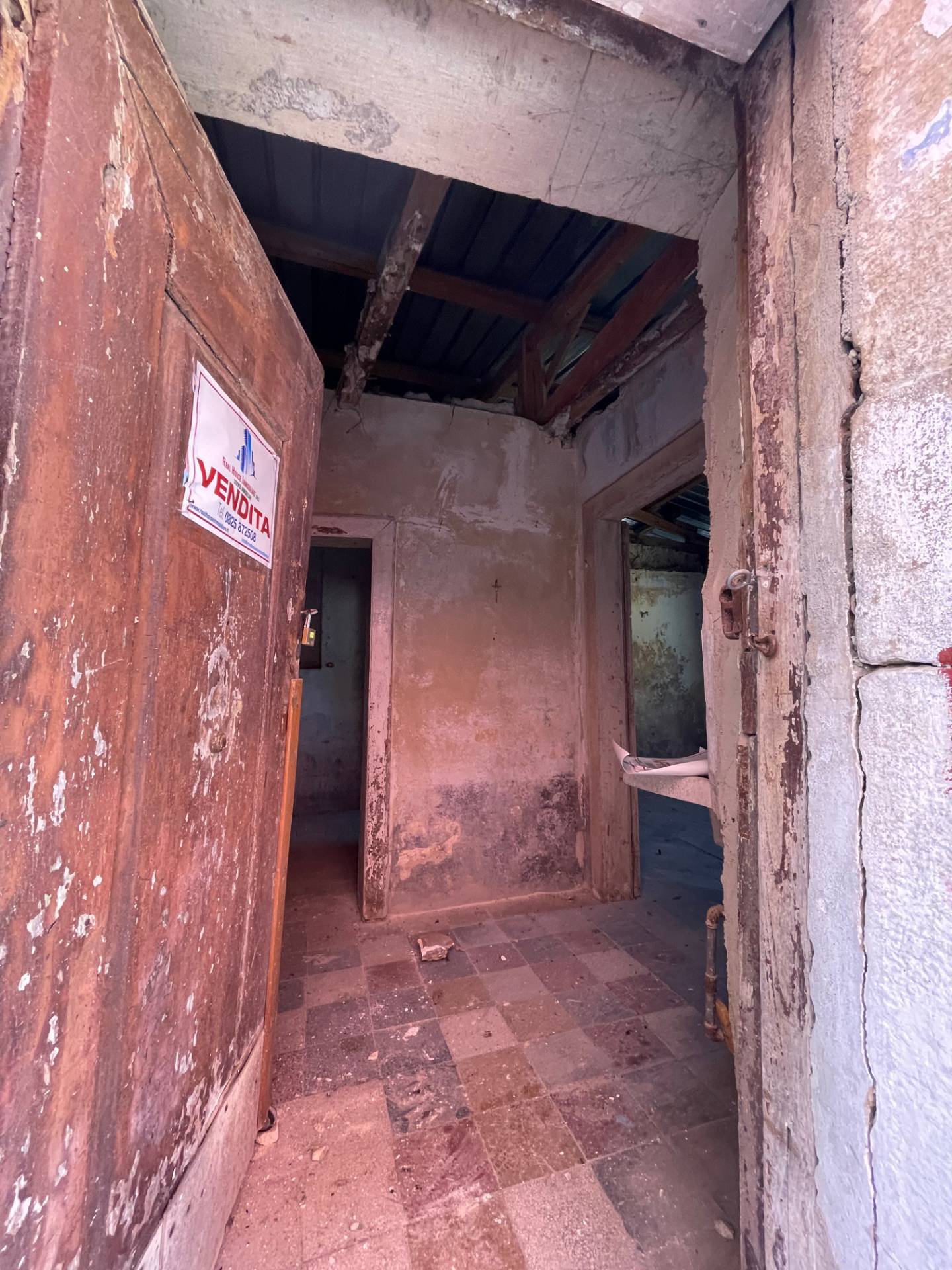 appartamento indipendente in vendita a Ariano Irpino, via mancini