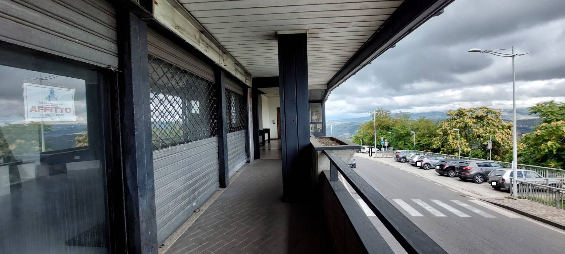 Locale commerciale in affitto a Ariano Irpino, via xxv aprile