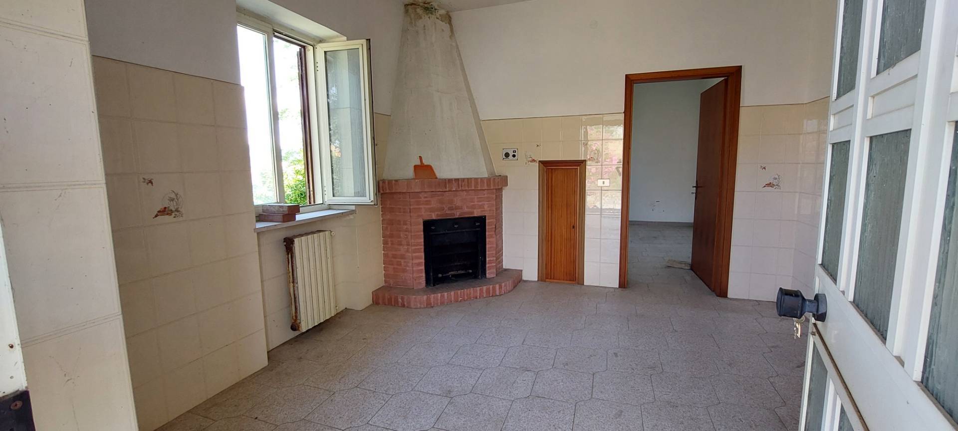 Casa singola in vendita a Ariano Irpino, contrada tesoro