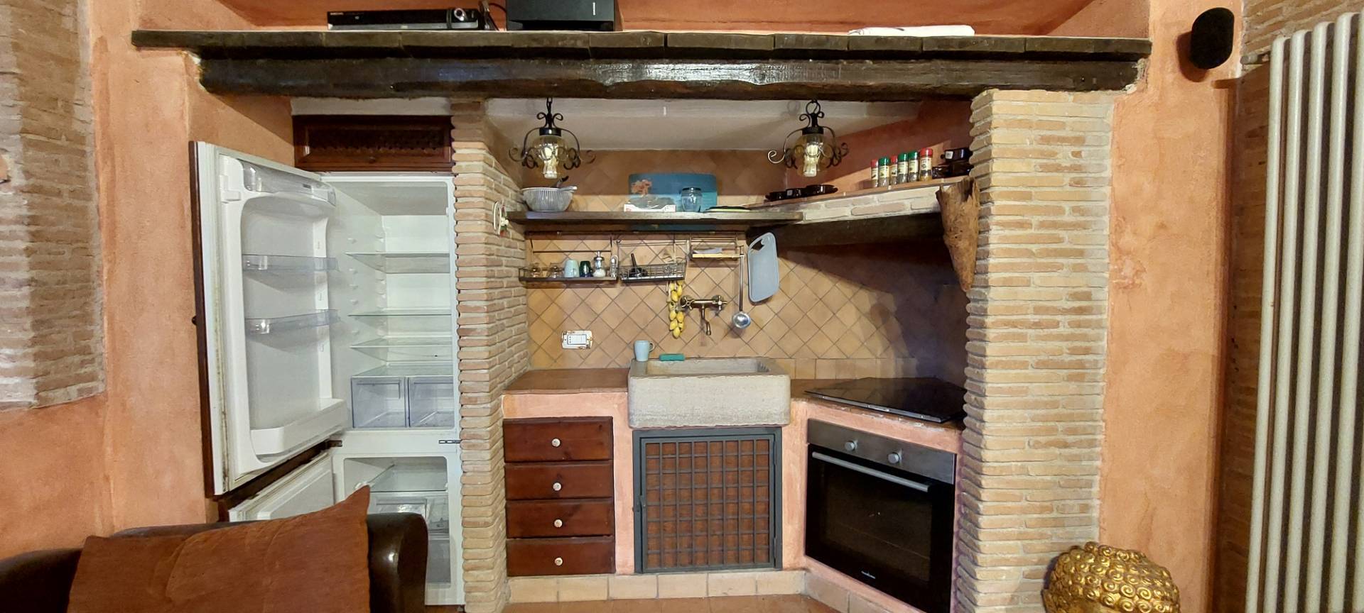 appartamento indipendente in vendita a Ariano Irpino, via Francesco Capezzuti
