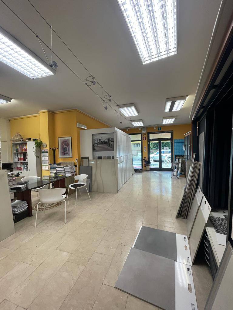 Negozio in vendita a Bolzano - Bozen, Don Bosco