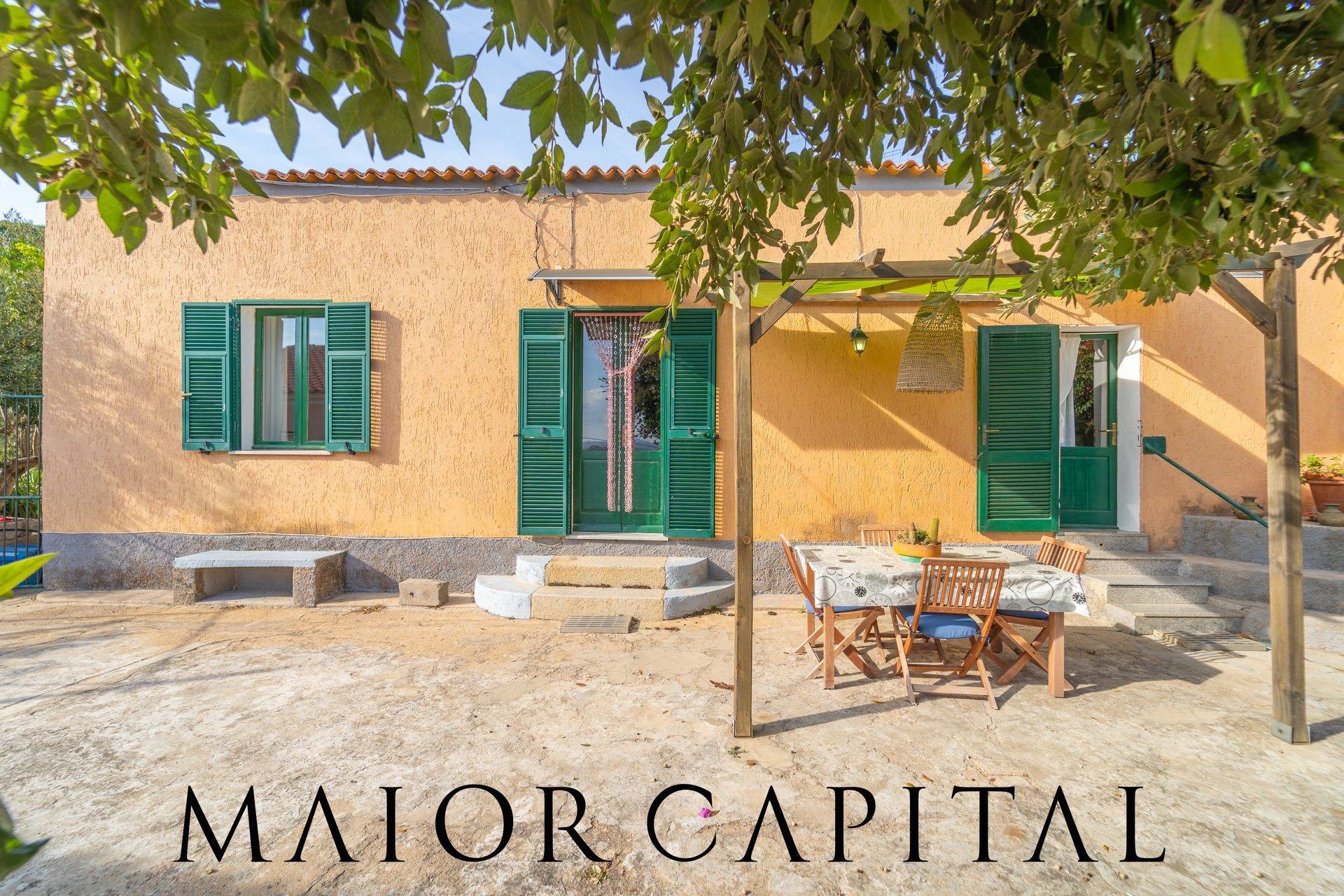 Villa con terrazzo a La Maddalena