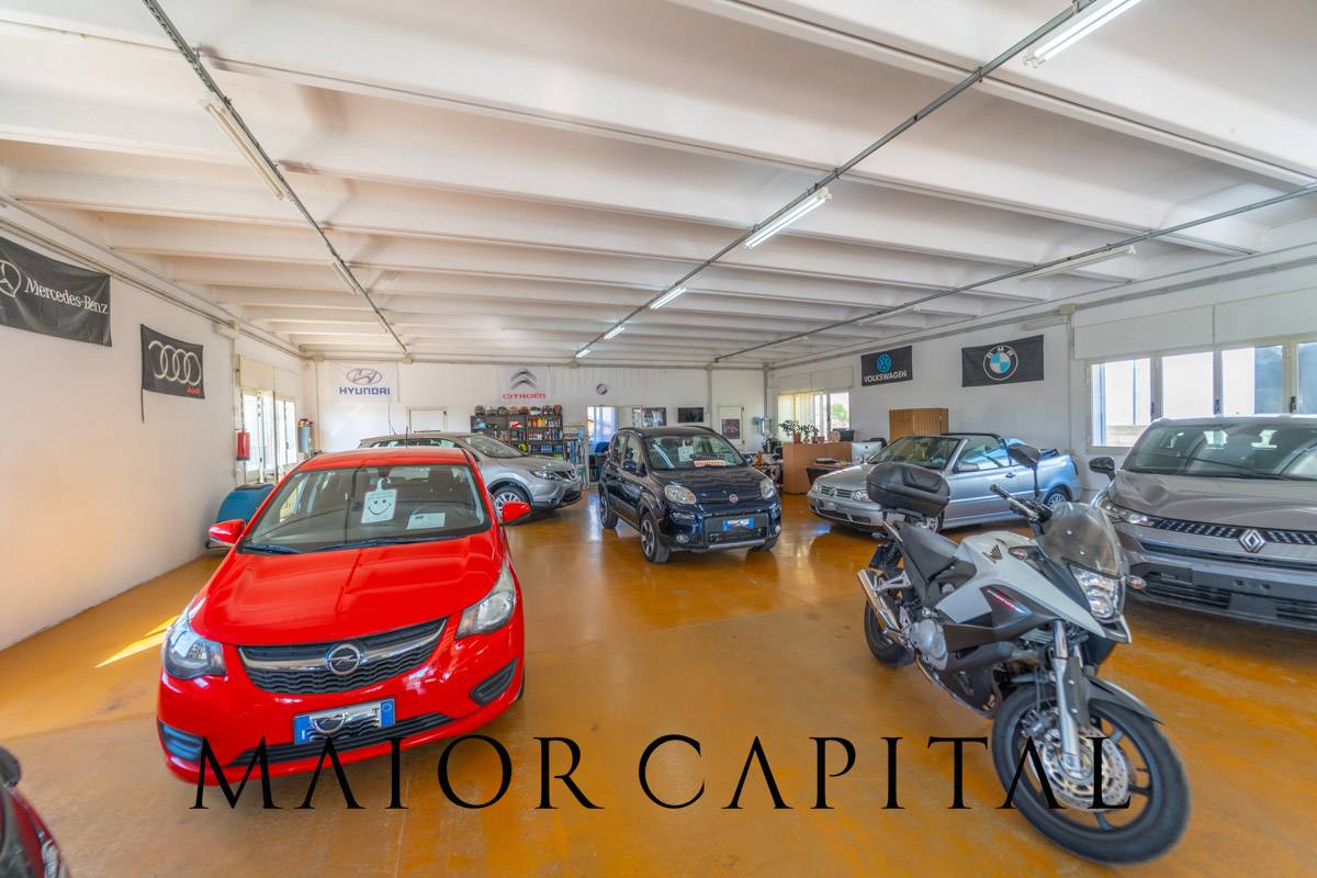 Attivit commerciale in vendita a Oschiri