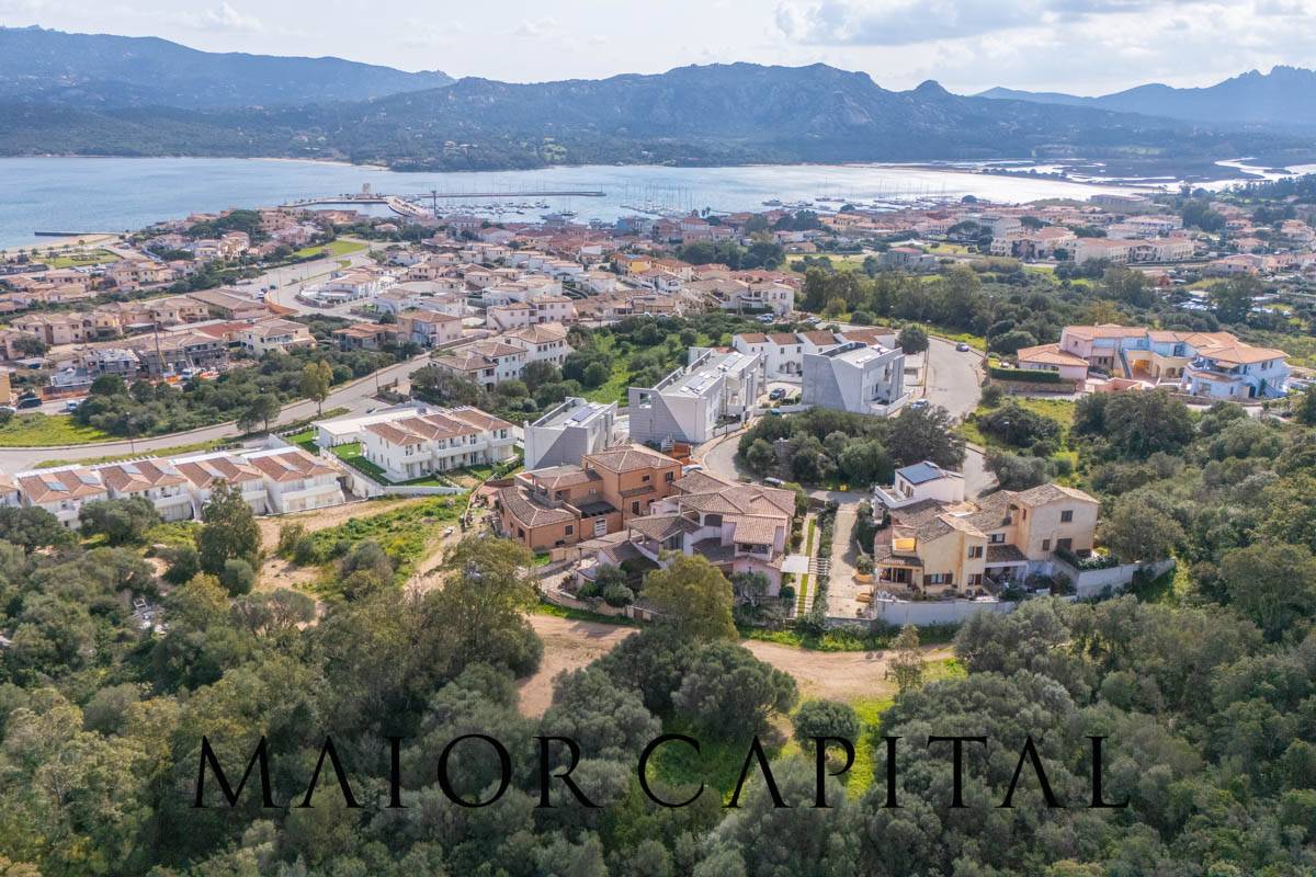 Appartamento in vendita a Arzachena