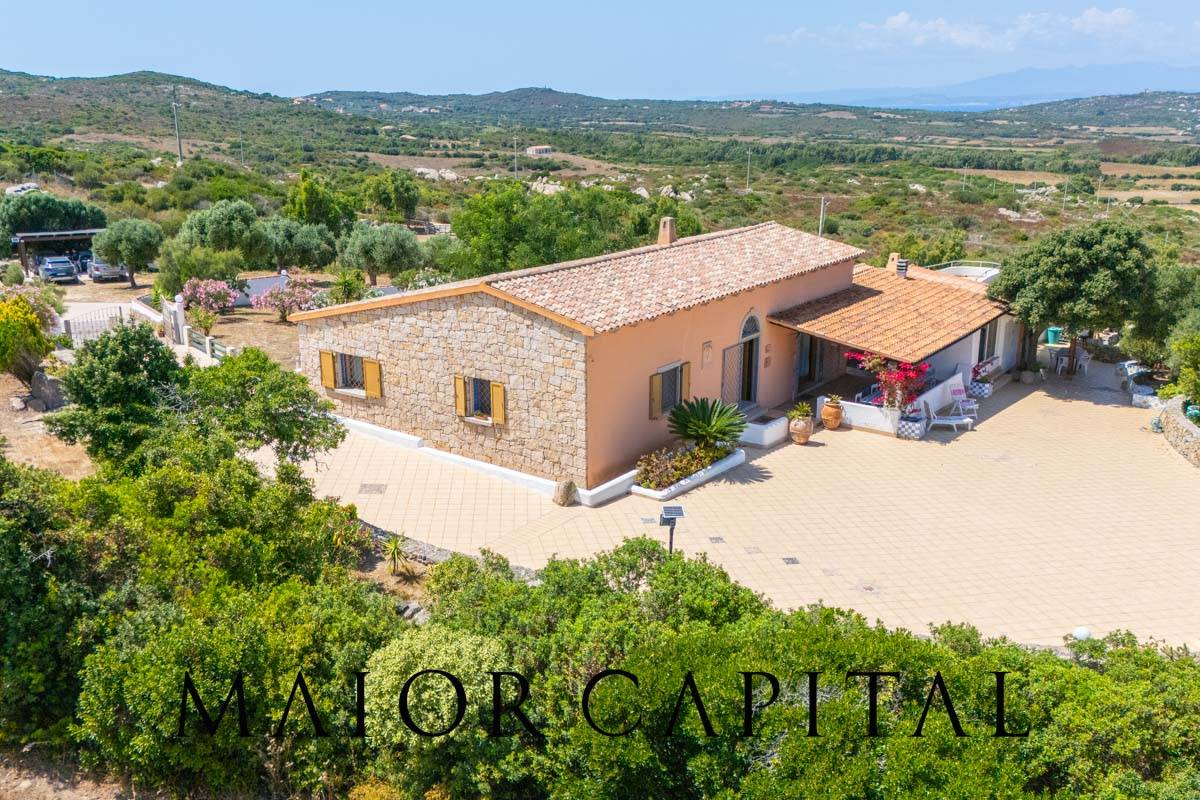 Villa in vendita a Santa Teresa Gallura, Valle dell'Erica