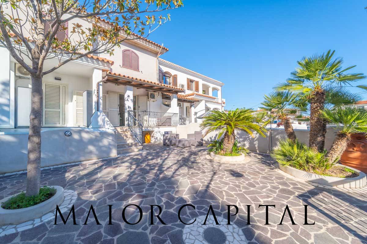 Appartamento in vendita a Orosei