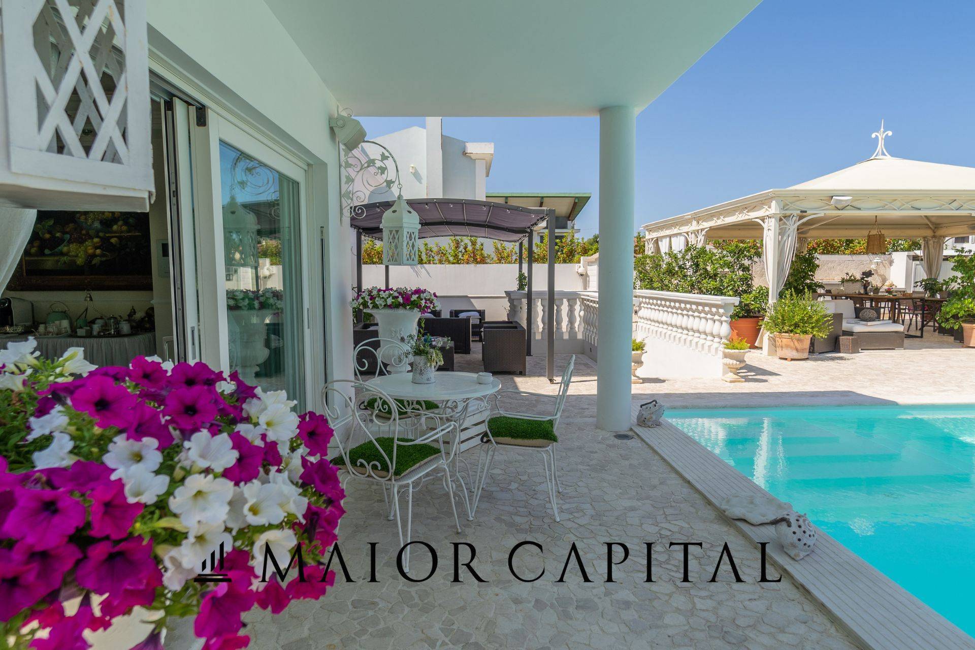 Villa in vendita a Olbia