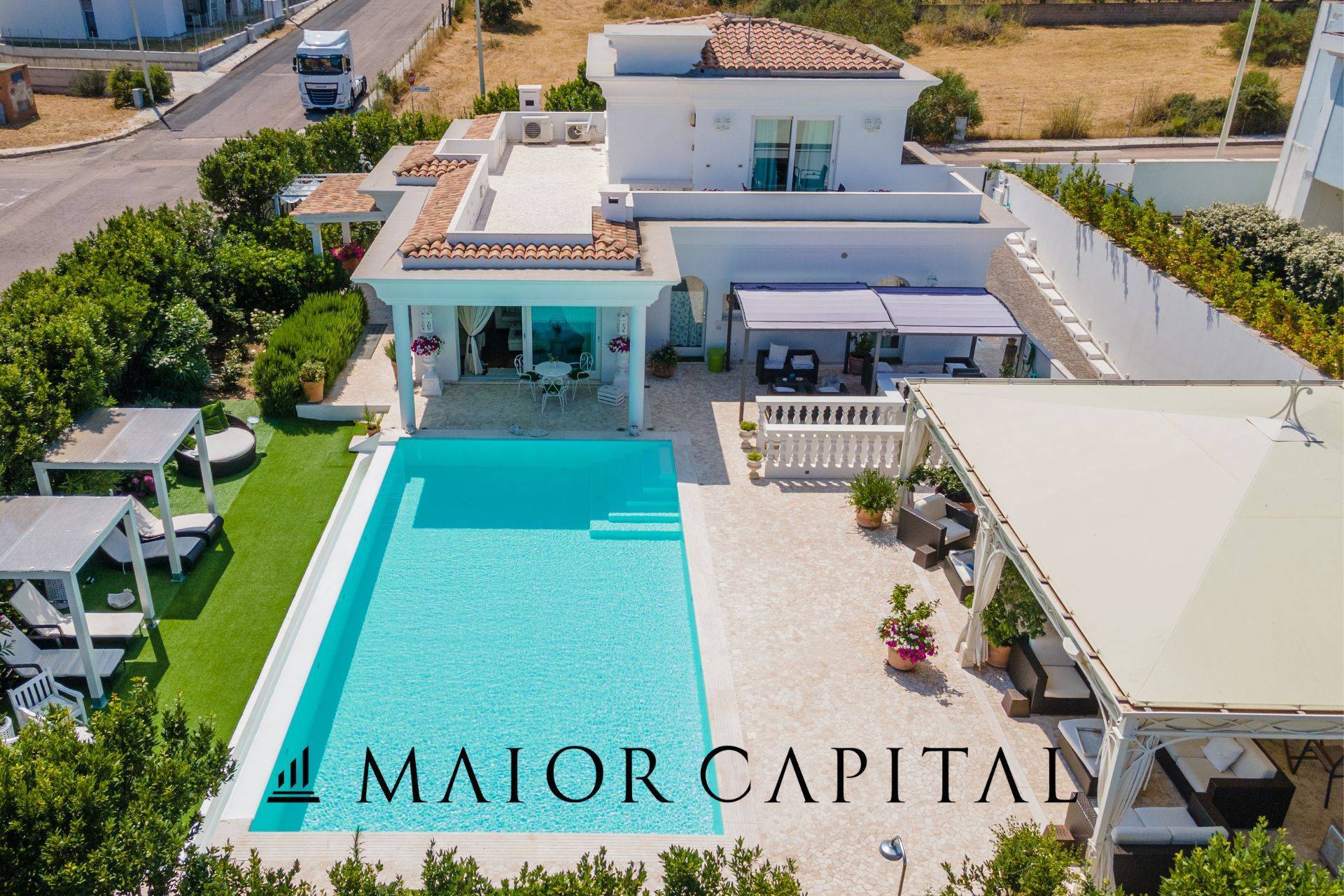 Villa in vendita a Olbia