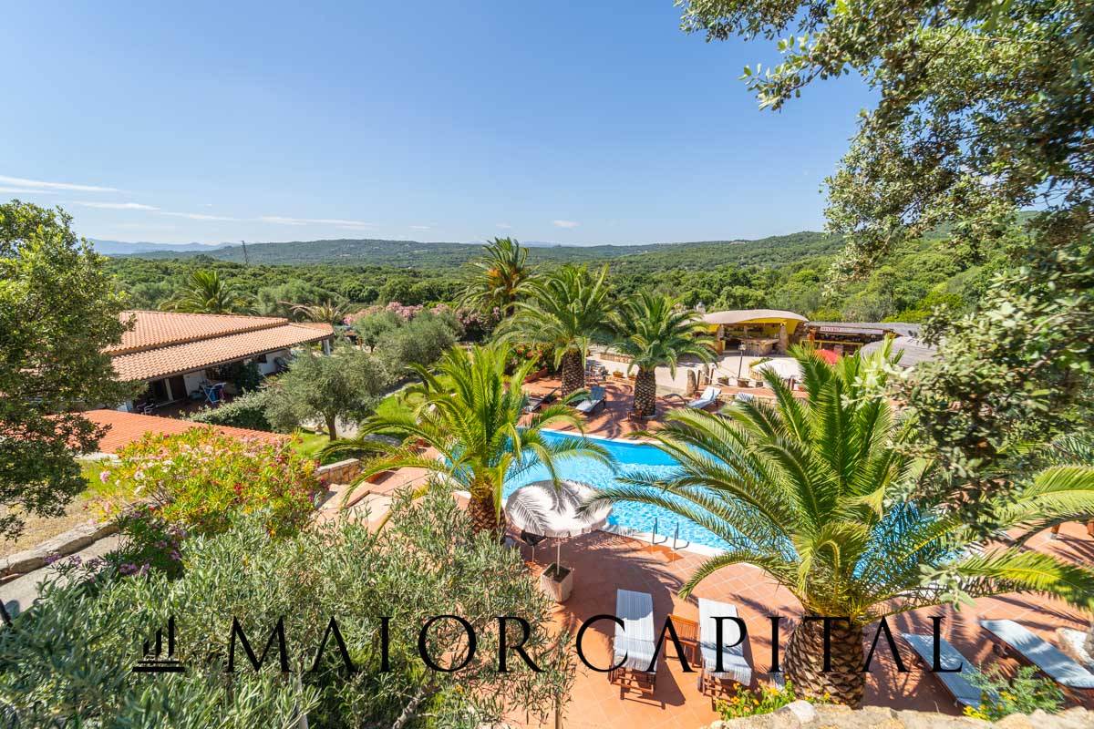 Attivit commerciale in vendita a Telti, Capruleddu