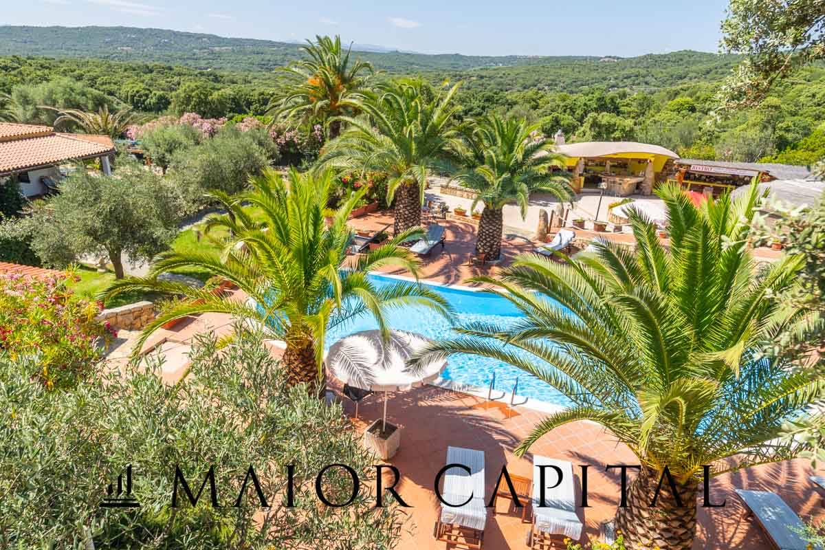 Attivit commerciale in vendita a Telti, Capruleddu