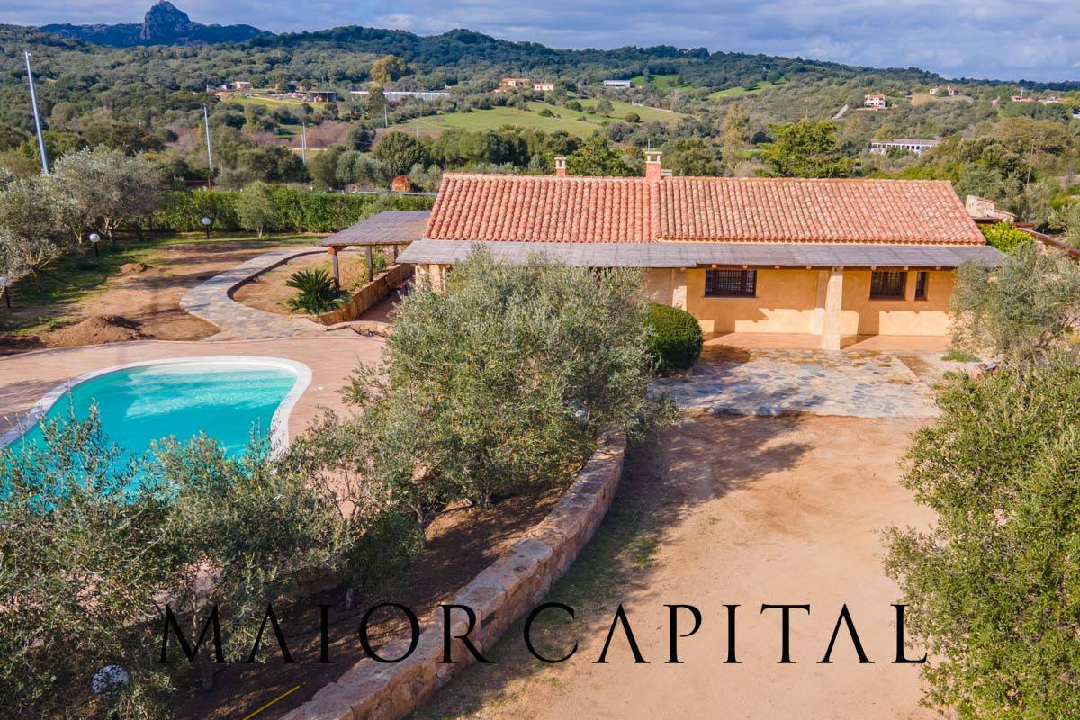 Villa in vendita a Olbia