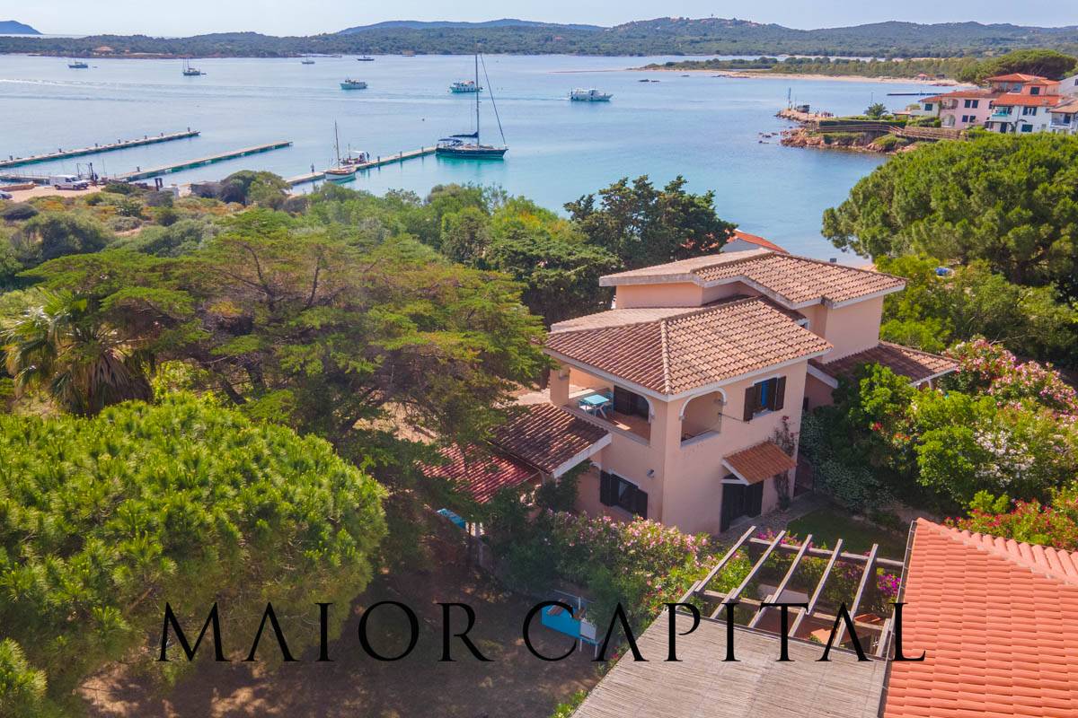 Villa in vendita a Loiri Porto San Paolo