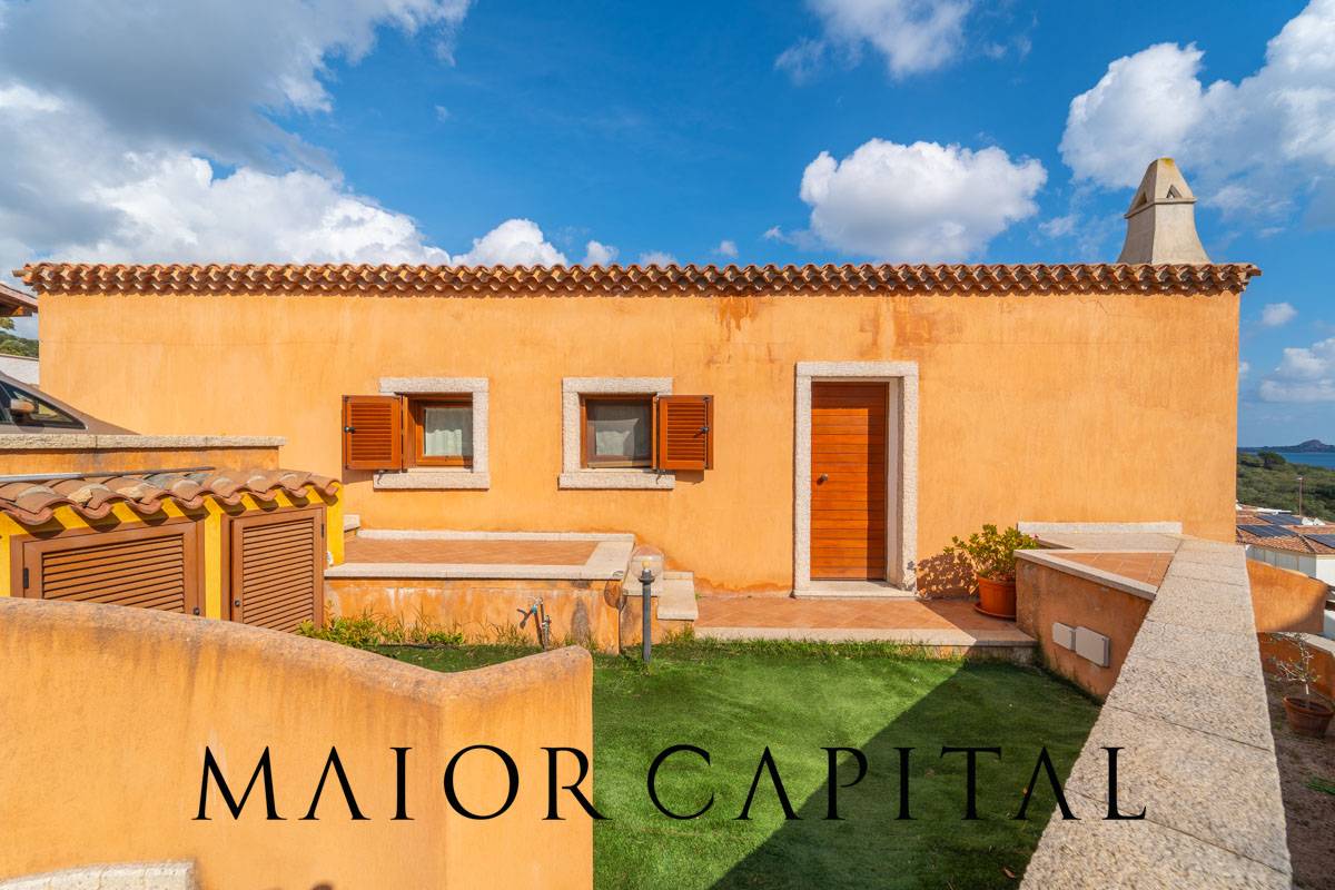 Appartamento in vendita a Arzachena