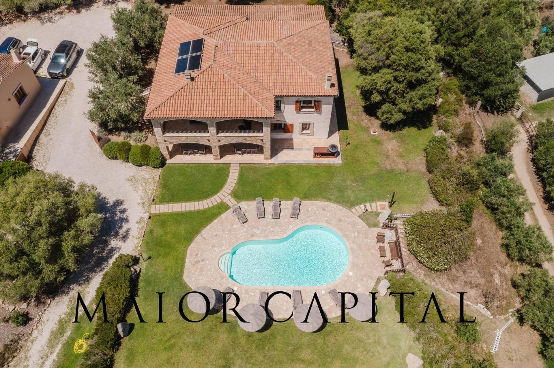 Villa in vendita a Olbia