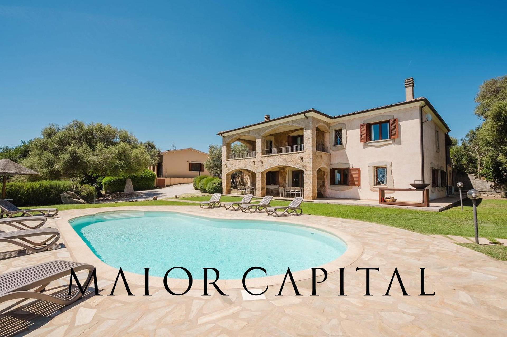 Villa in vendita a Olbia