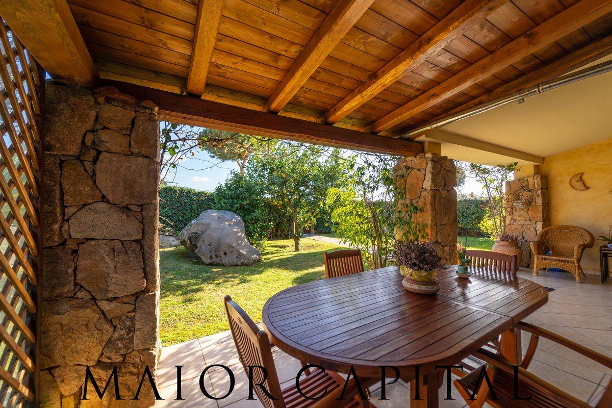 Villa in vendita a Loiri Porto San Paolo, Porto San Paolo Centro