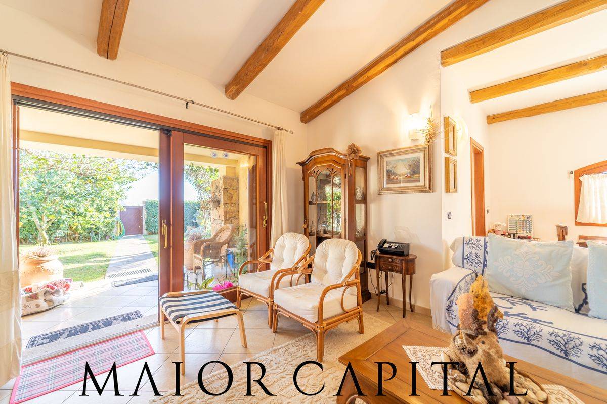 Villa in vendita a Loiri Porto San Paolo, Porto San Paolo Centro