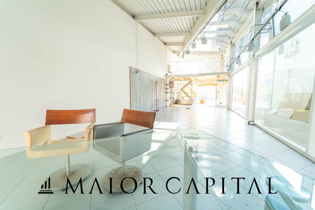 Locale commerciale in vendita a Olbia, Sa Minda Noa