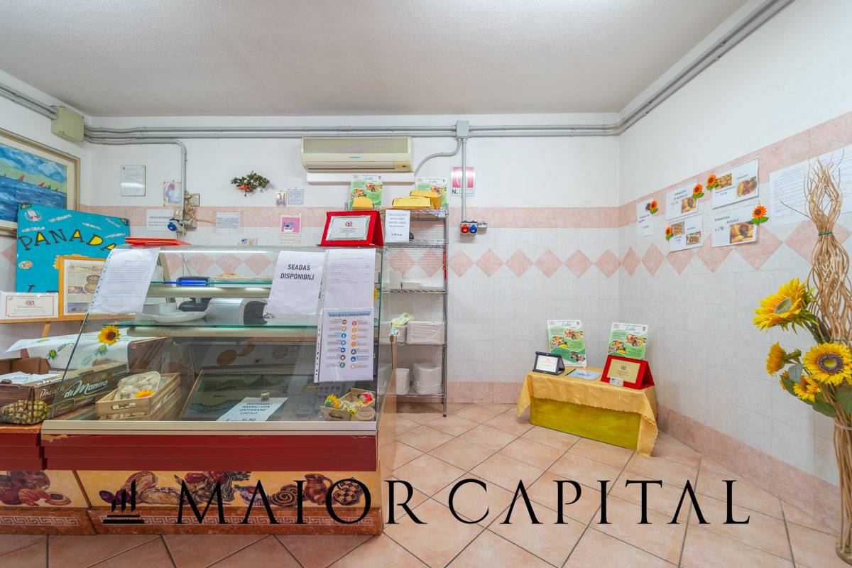 Locale commerciale in vendita a Oschiri