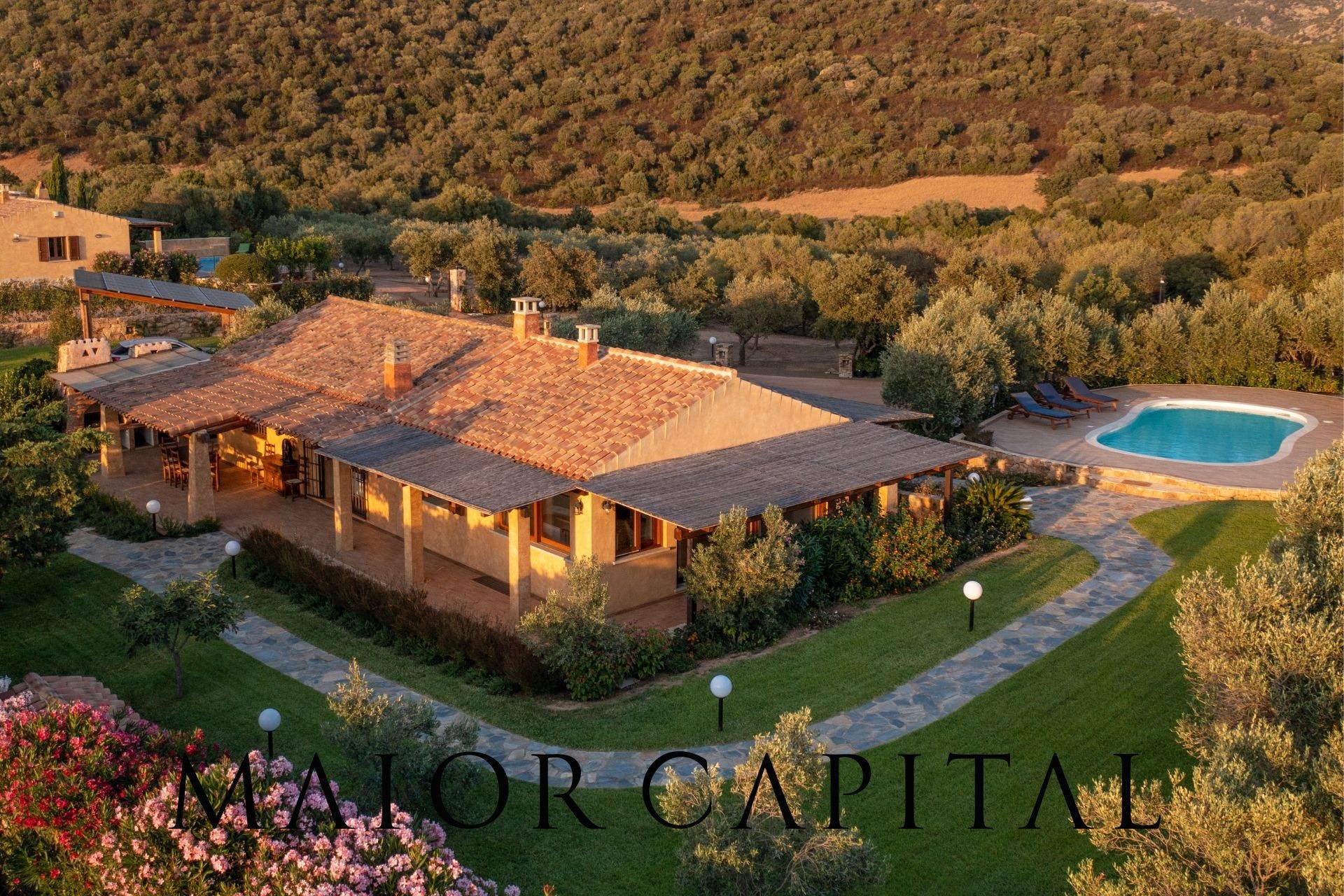 Villa in vendita a Olbia