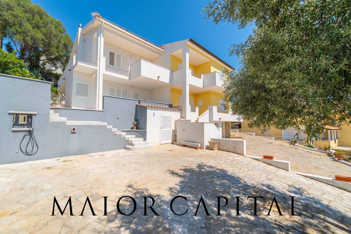 Villetta bifamiliare in vendita a Budoni, Agrustos