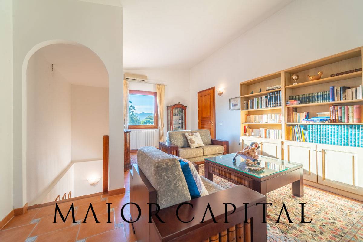 Villa in vendita a Olbia