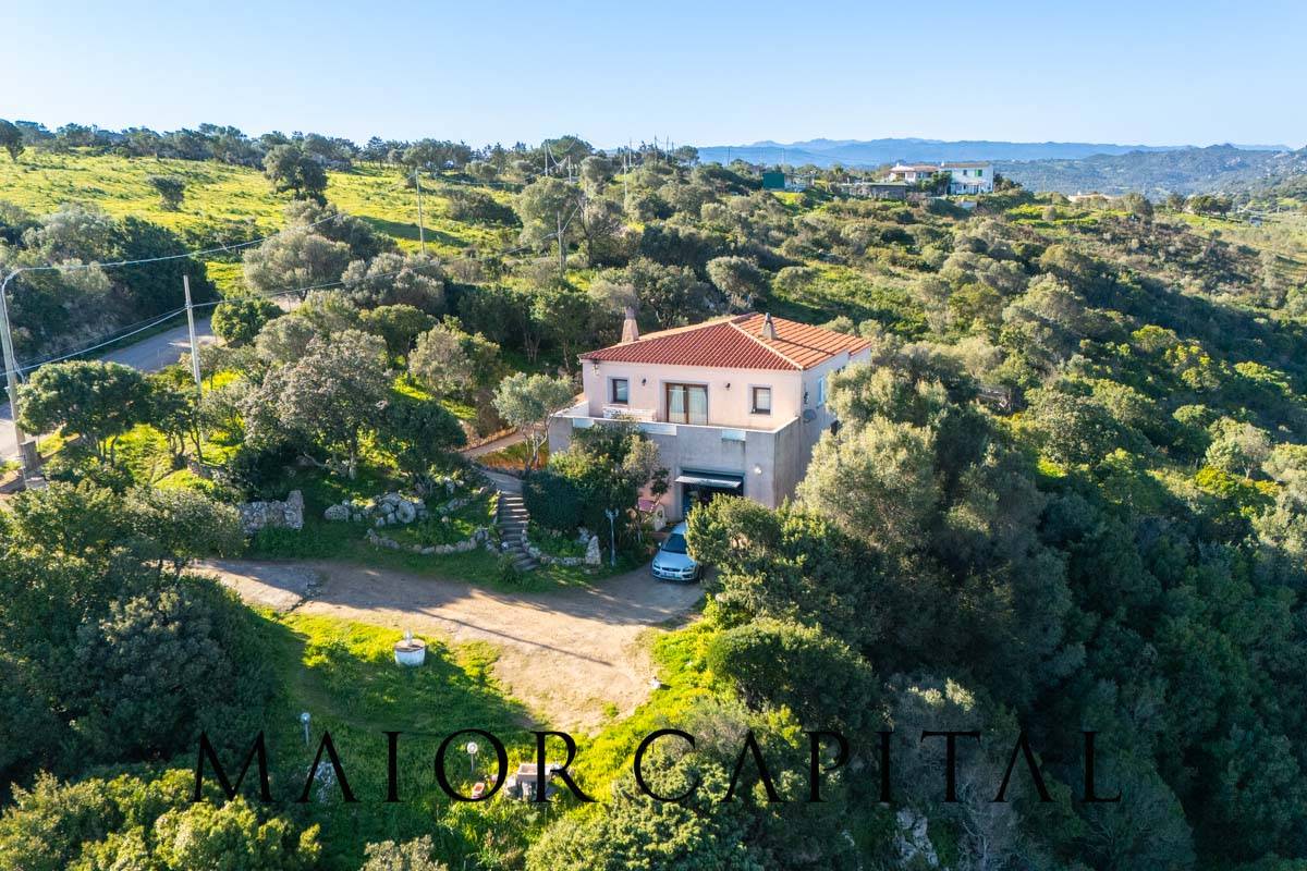 Villa in vendita a Olbia