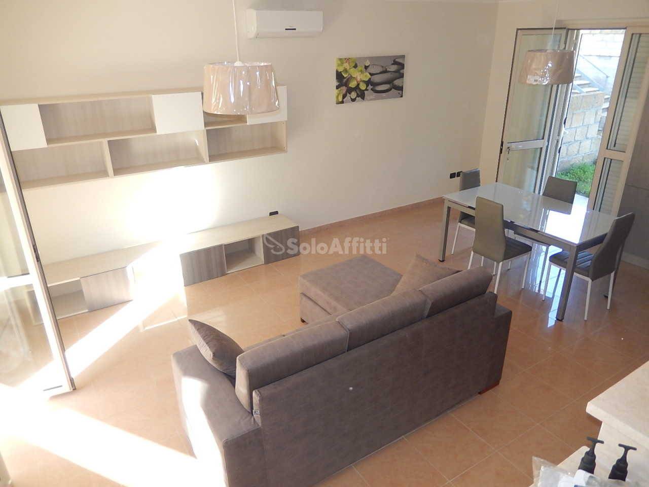 Villa a Schiera in affitto a Stalett, Pietragrande