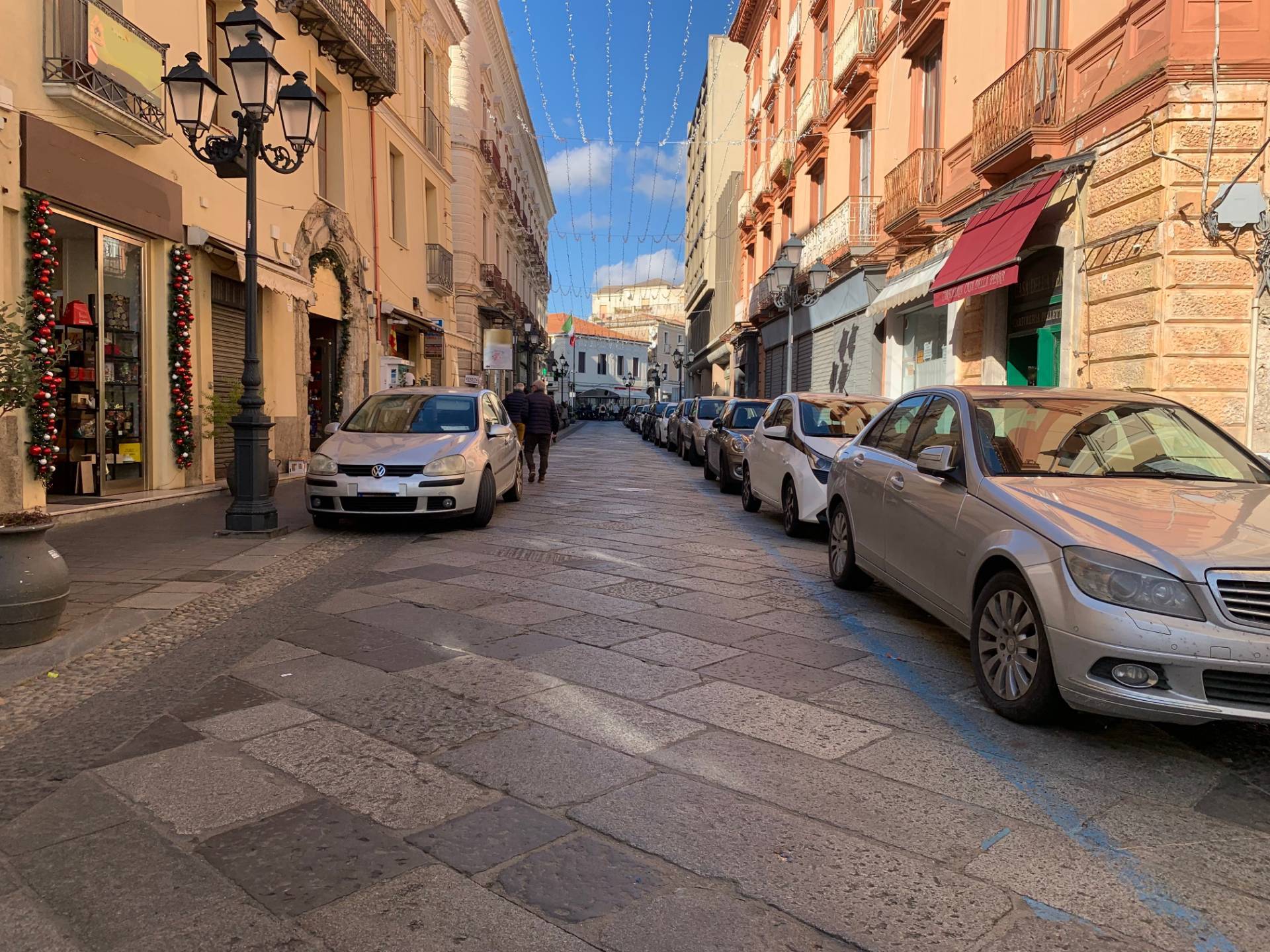 Negozio in affitto a Catanzaro, Centro storico