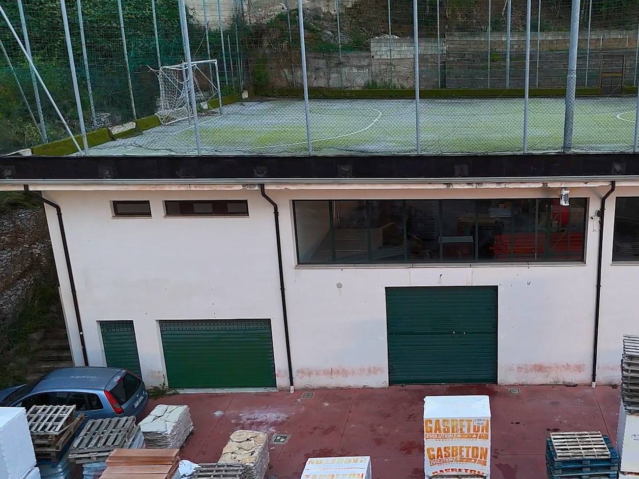 Complesso commerciale in vendita a Taverna