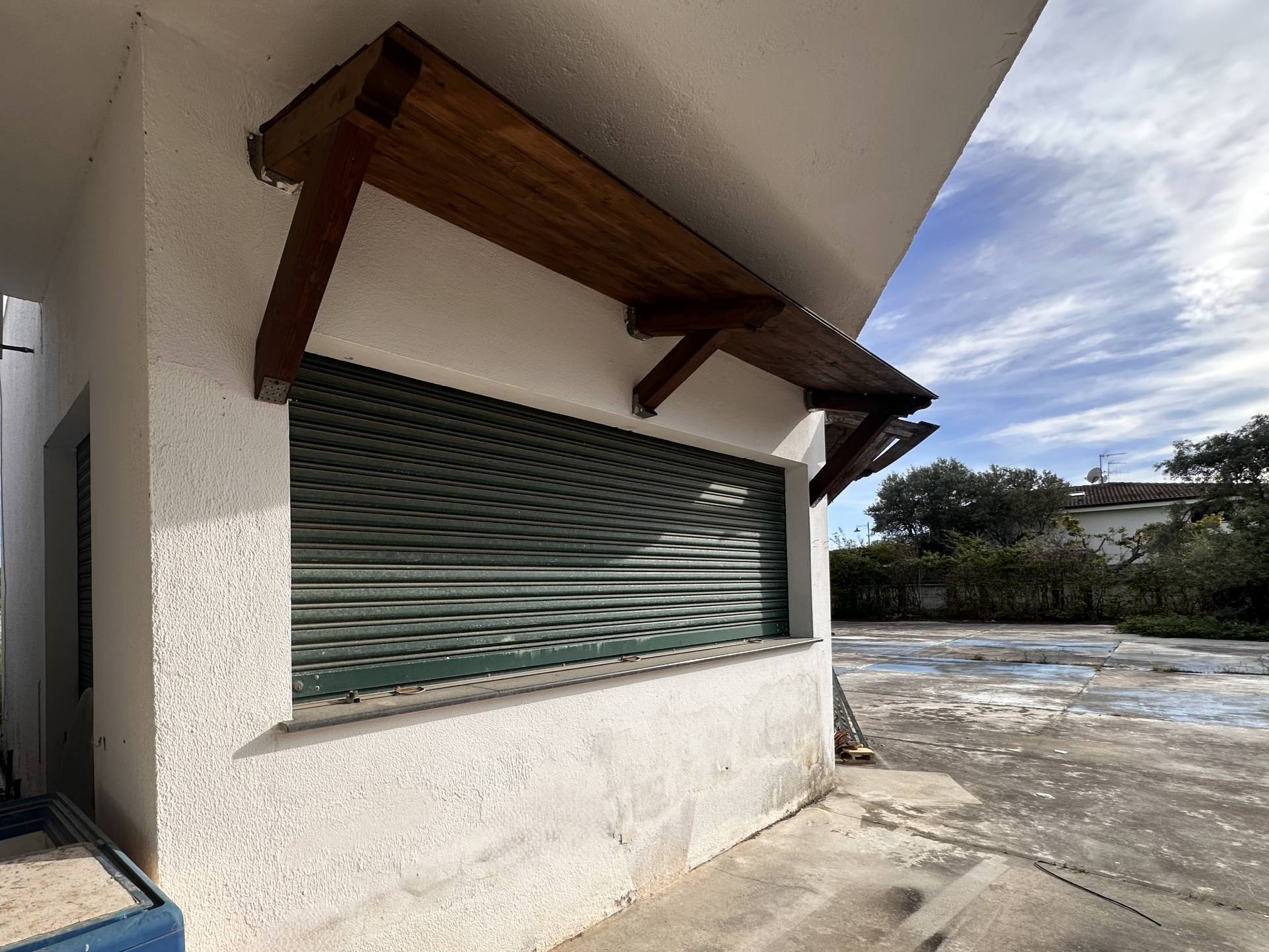 Complesso commerciale in vendita a Simeri Crichi, Simeri Mare