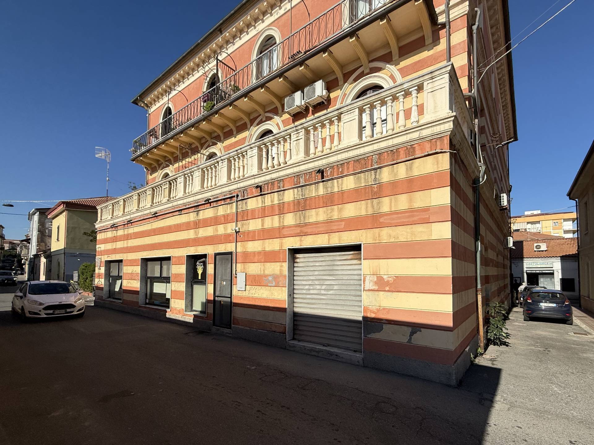 Negozio in affitto a Catanzaro, Catanzaro Lido