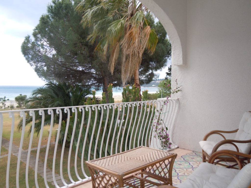 Casa indipendente in affitto a Montepaone, Montepaone Lido