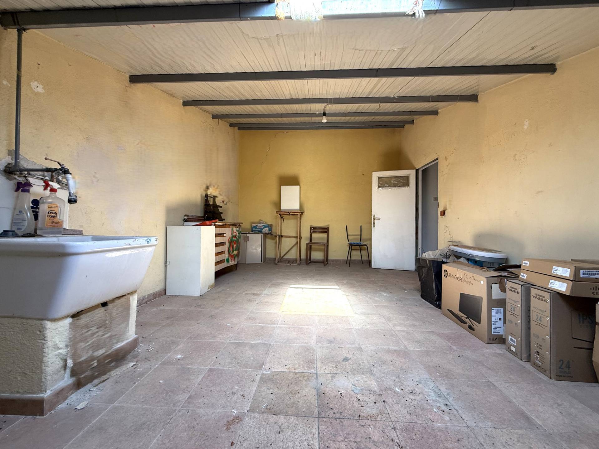 Deposito/Magazzino in vendita a Catanzaro, Catanzaro Lido centro