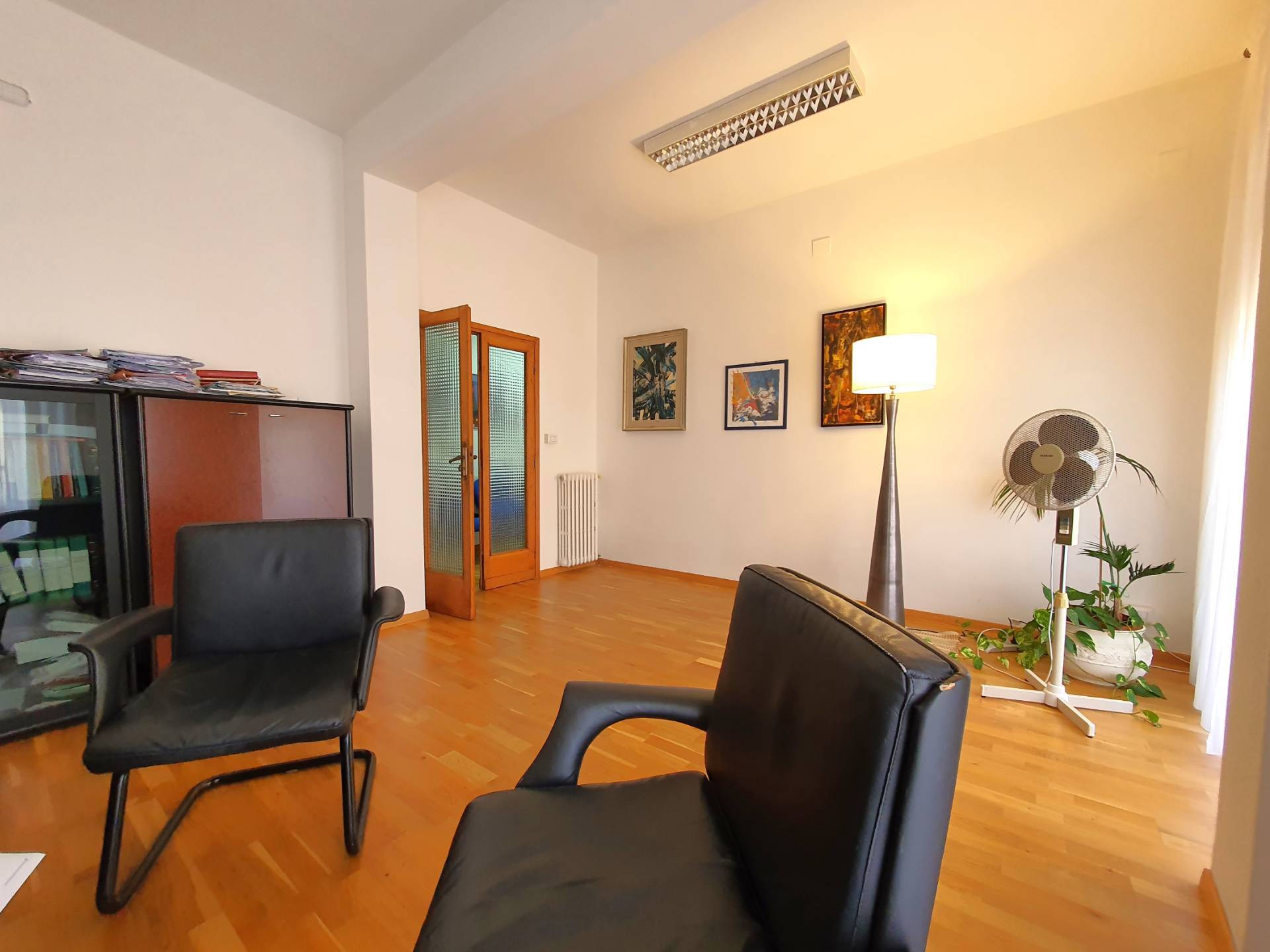 Ufficio/studio in affitto a Catanzaro, Catanzaro Centro