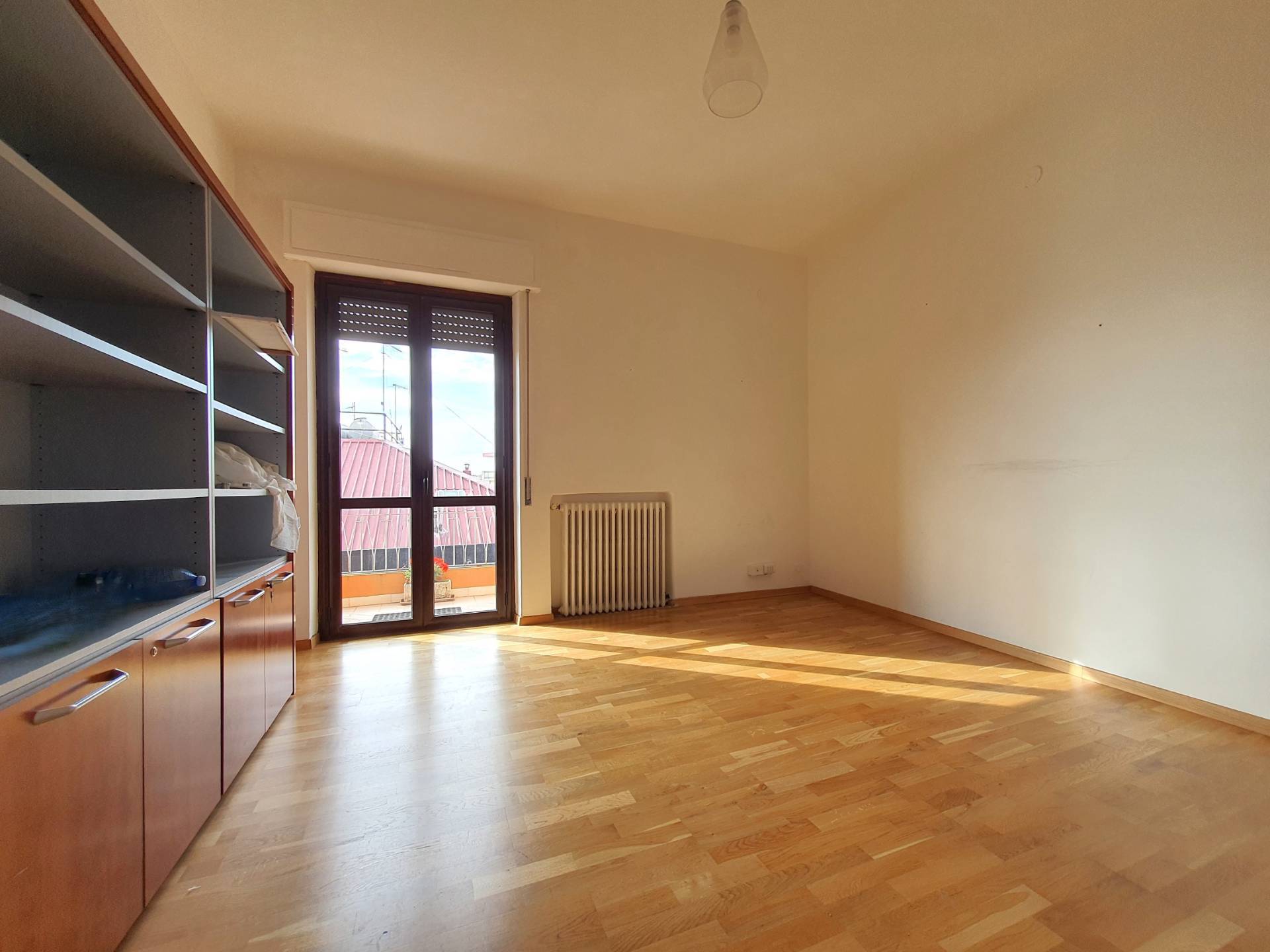 Ufficio/studio in affitto a Catanzaro, Catanzaro Centro