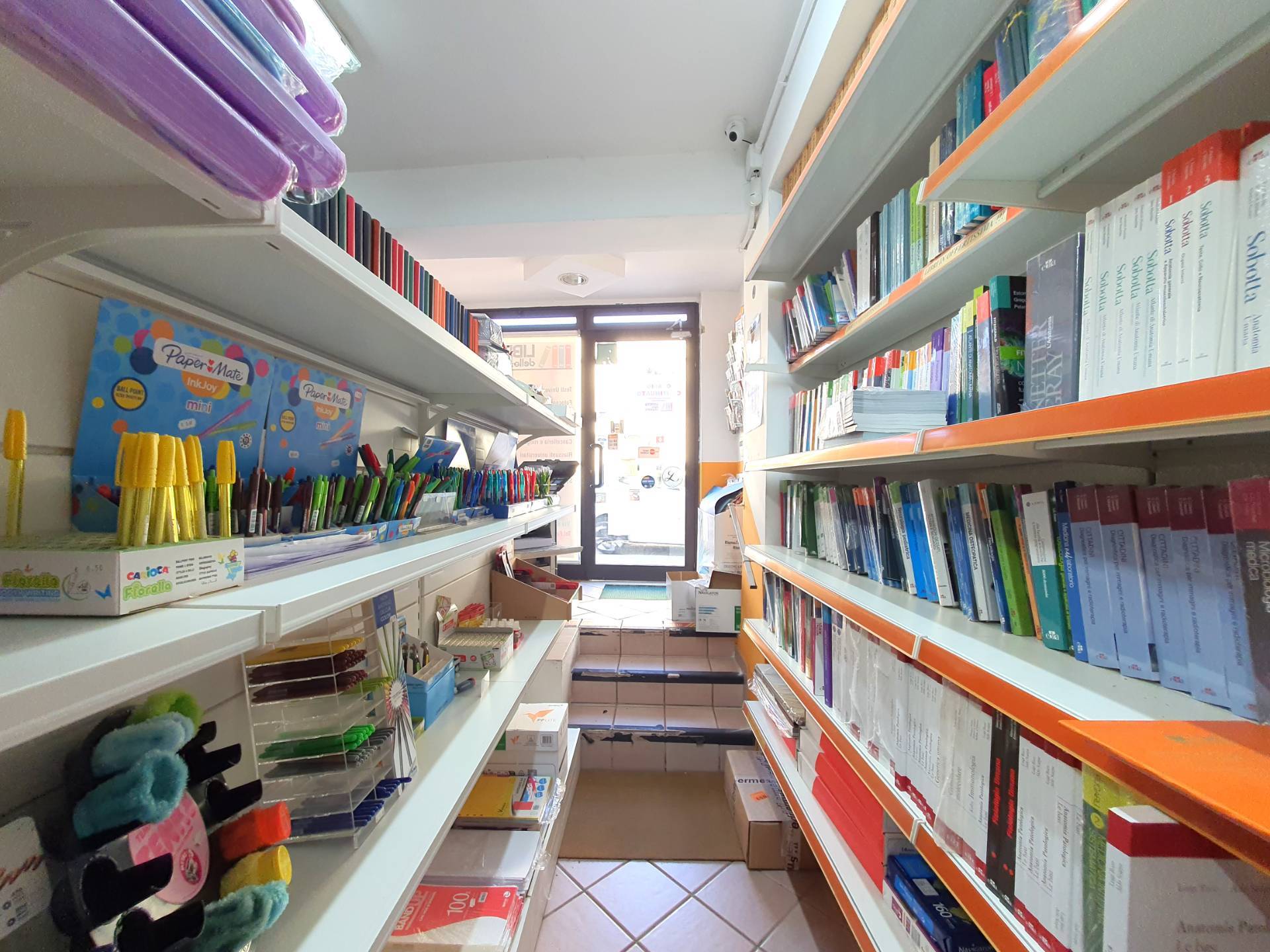 Negozio in affitto a Catanzaro, Lido Corso