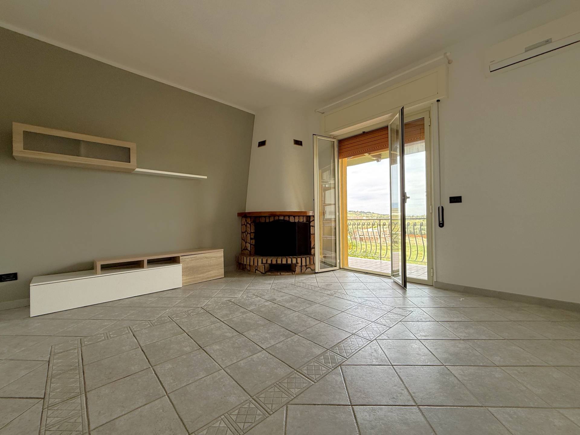 Appartamento in affitto a Catanzaro, CZ Lido Giovino