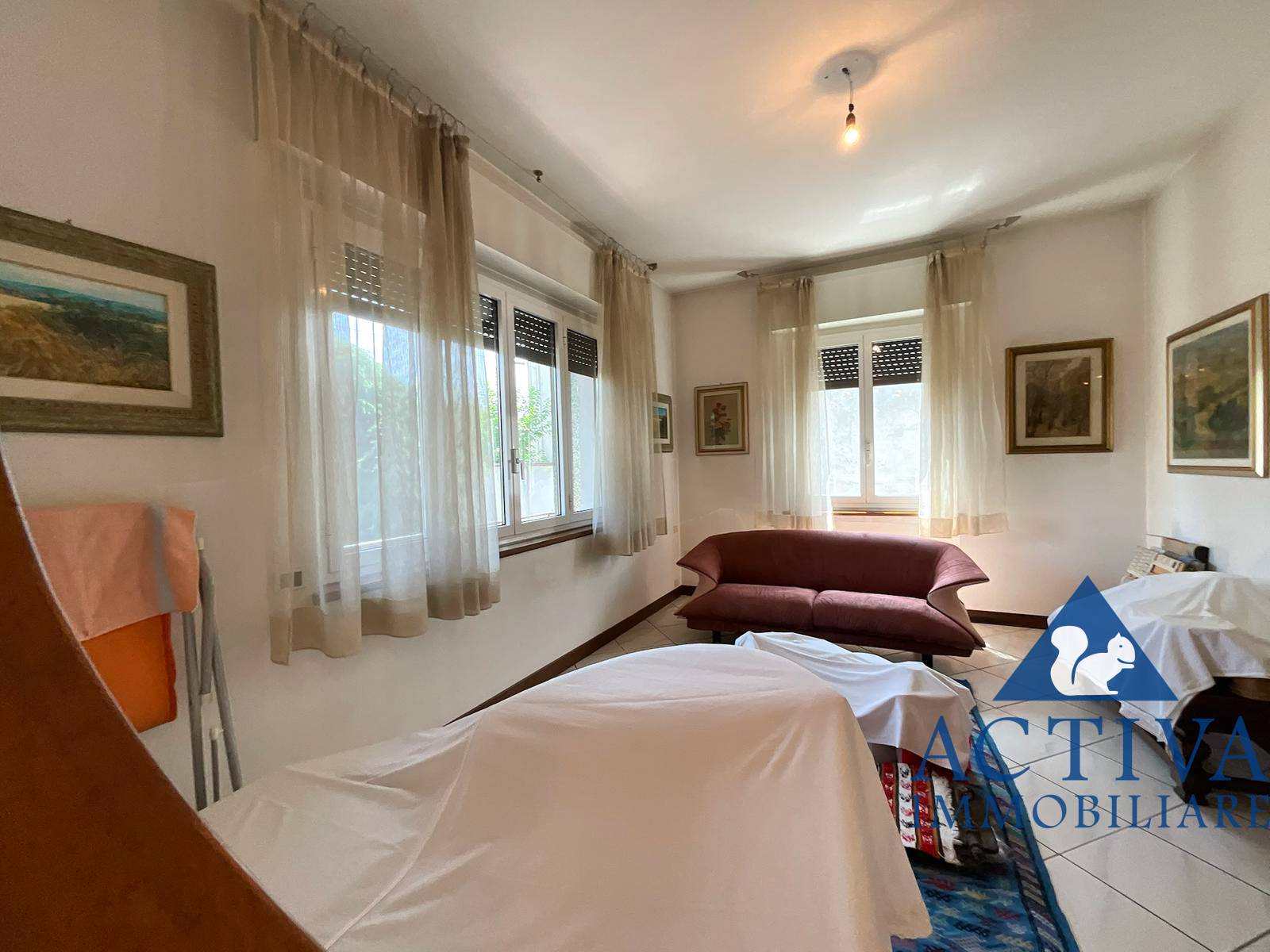 villa bifamiliare in vendita a Olgiate Olona