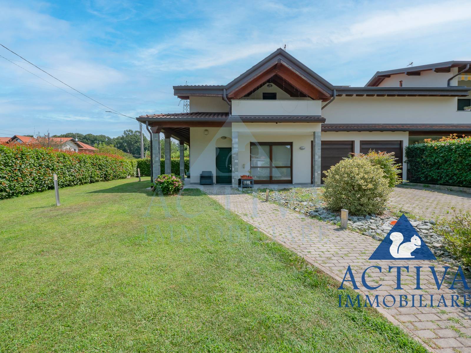 Villa in vendita a Gorla Minore