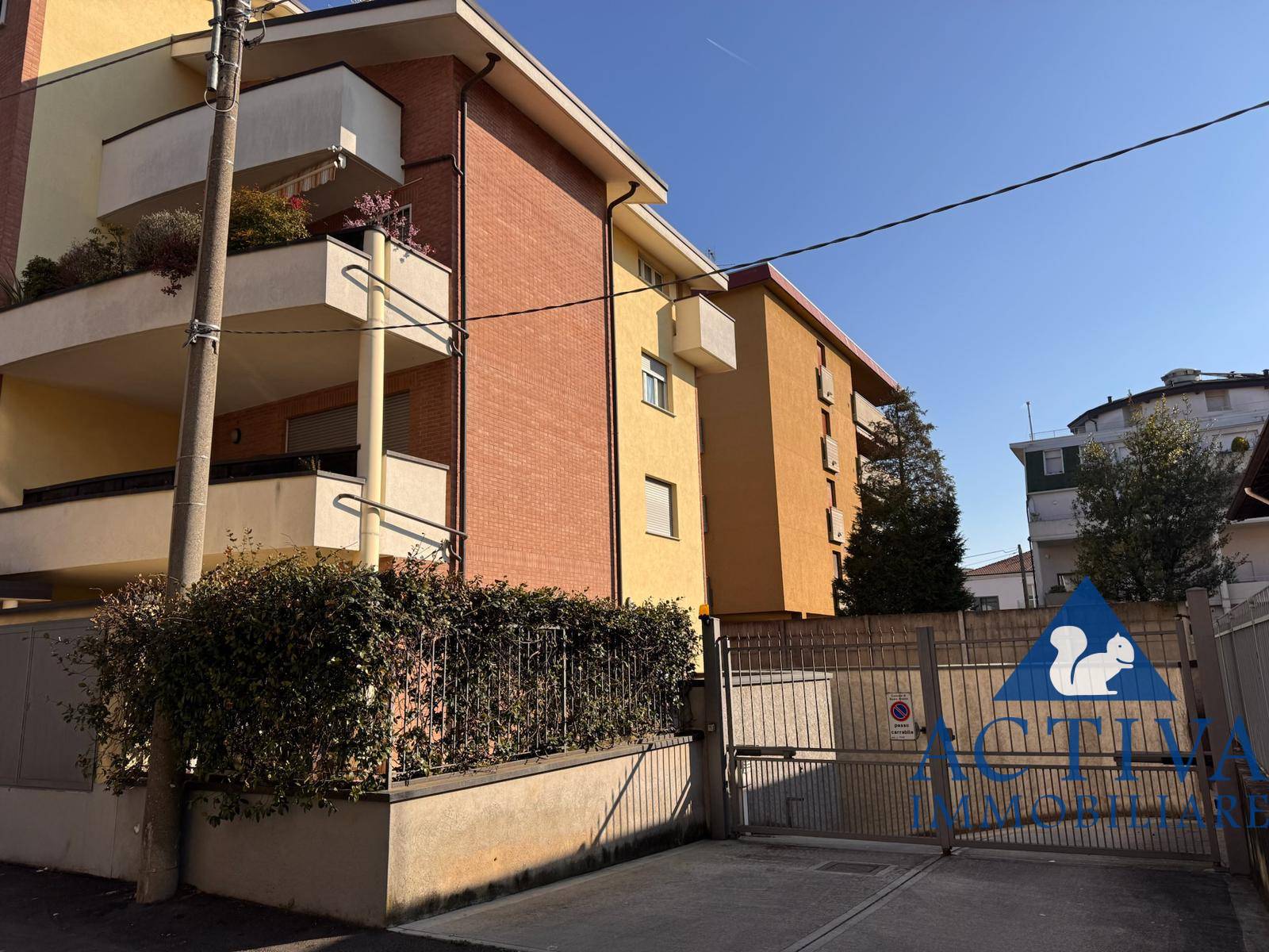 Box o garage in vendita a Busto Arsizio