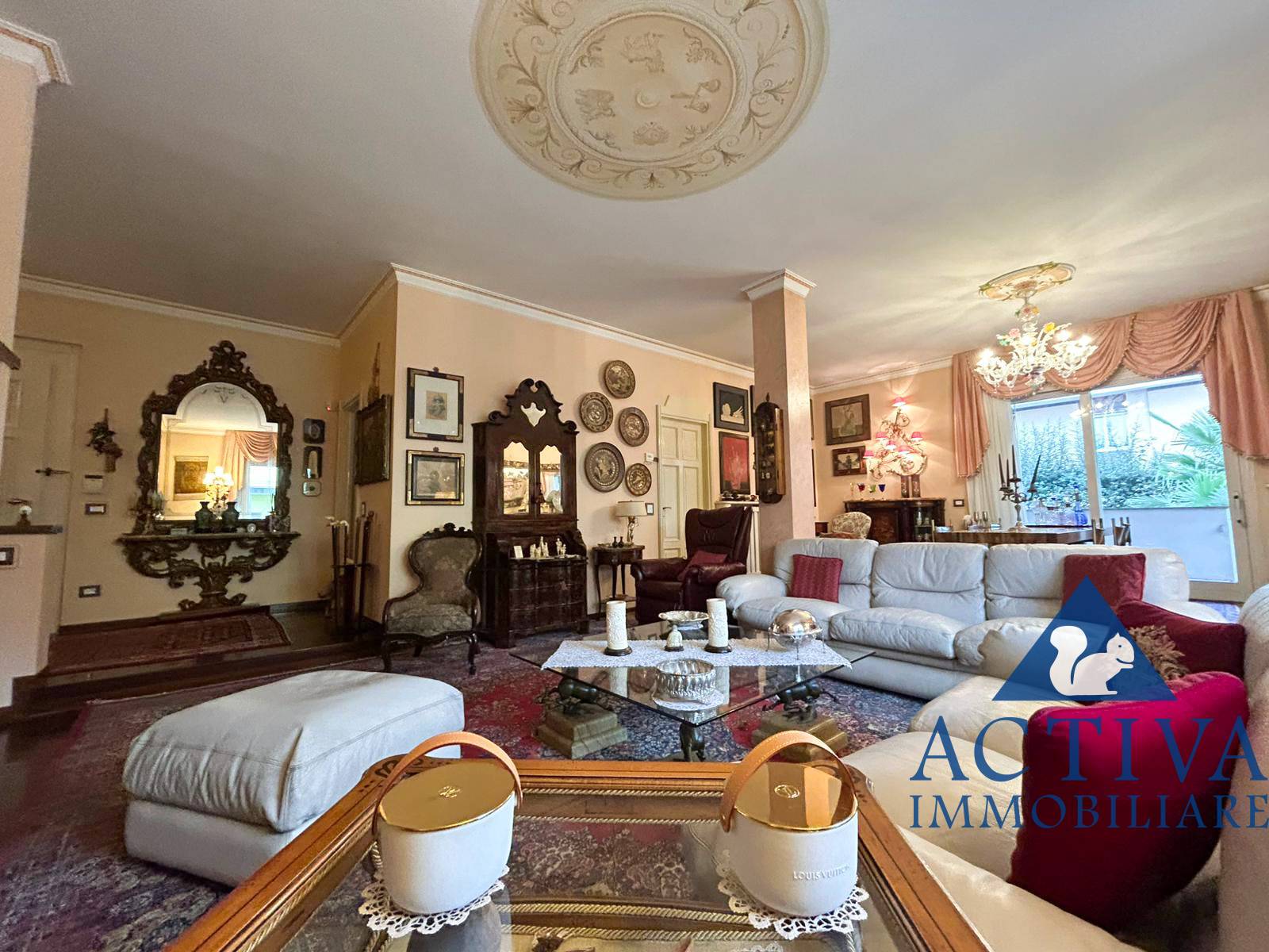 Villa in vendita a Olgiate Olona