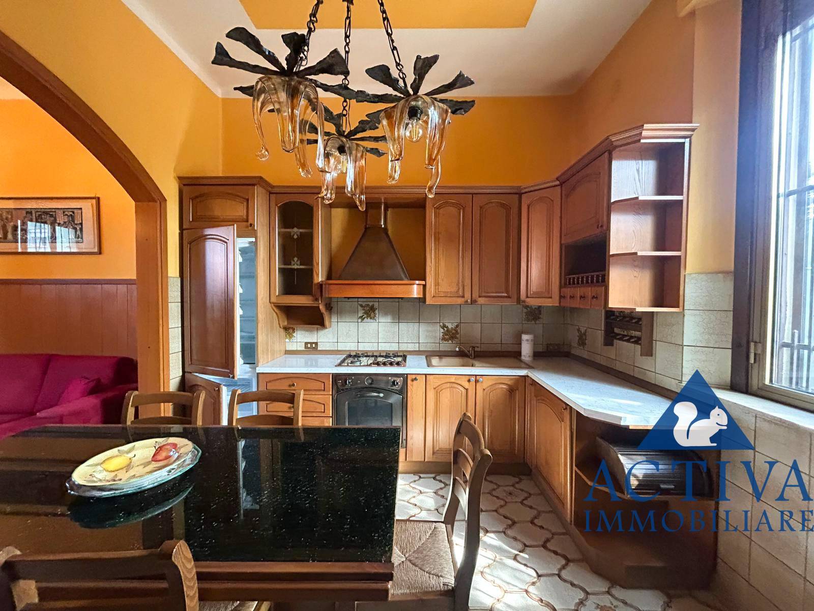 villa bifamiliare in vendita a Castellanza, Castegnate