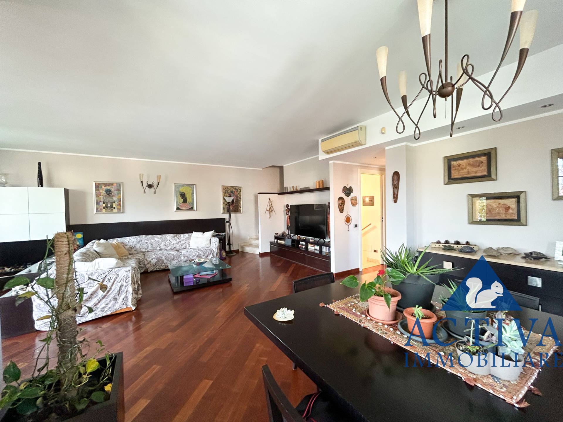 Villa in vendita a Magnago