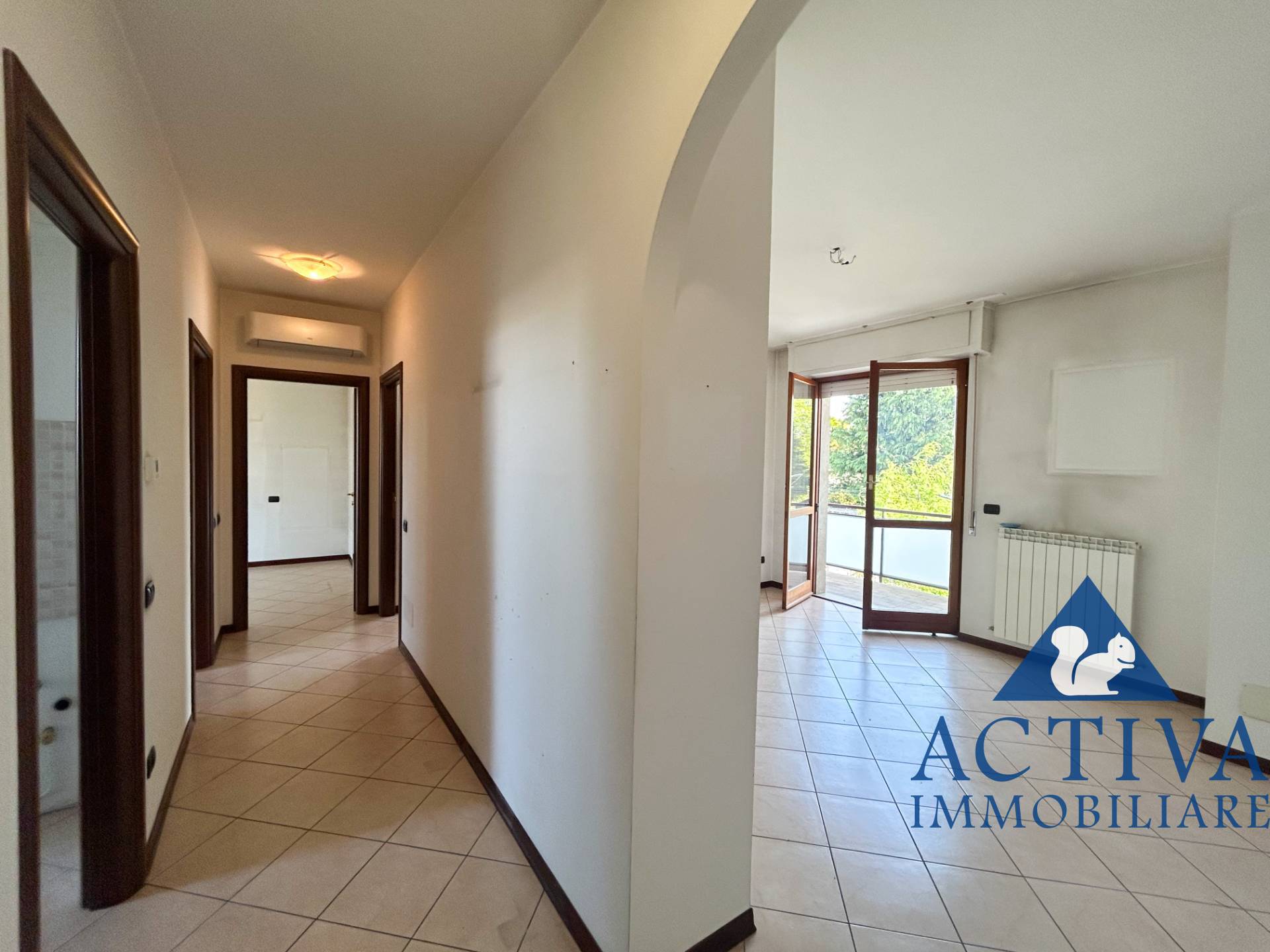 Appartamento in vendita a Gorla Minore