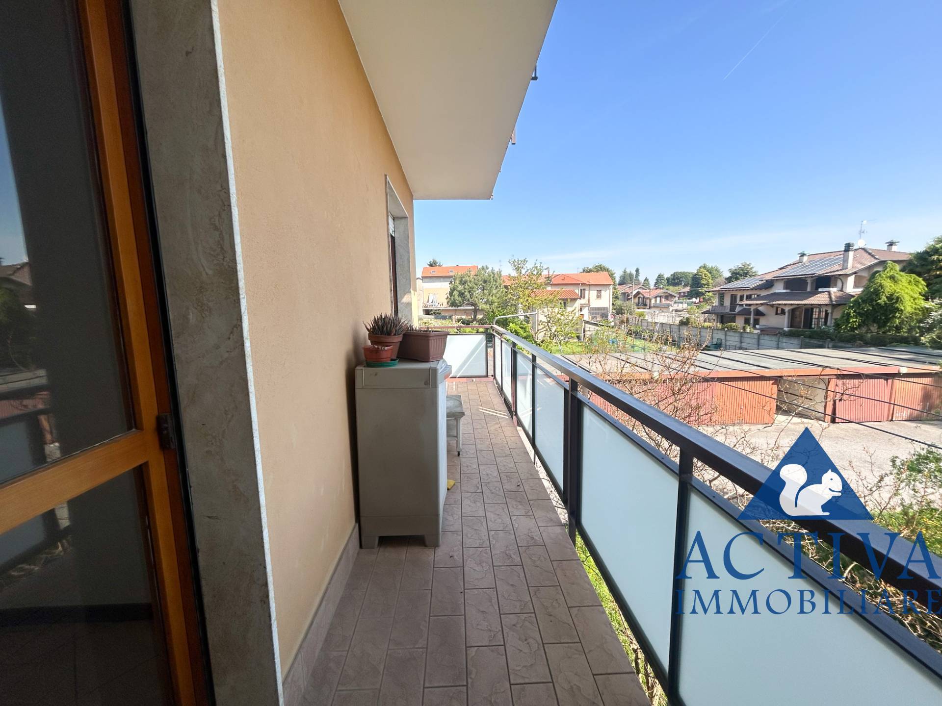 Appartamento in vendita a Gorla Minore