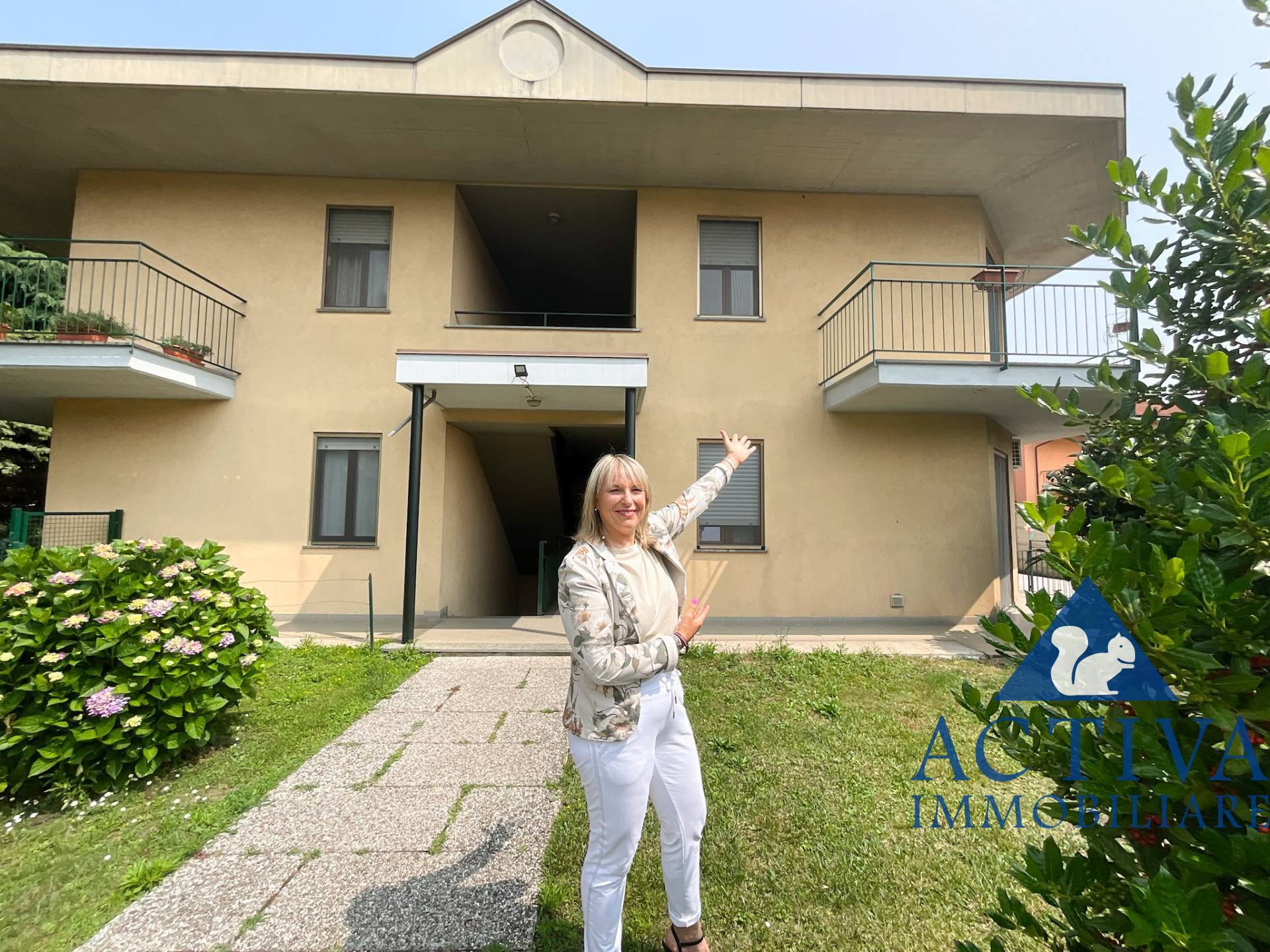 Appartamento in vendita a Samarate, Cascina Elisa